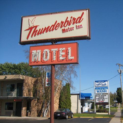 Thunderbird Motor Inn Baraboo Dış mekan fotoğraf